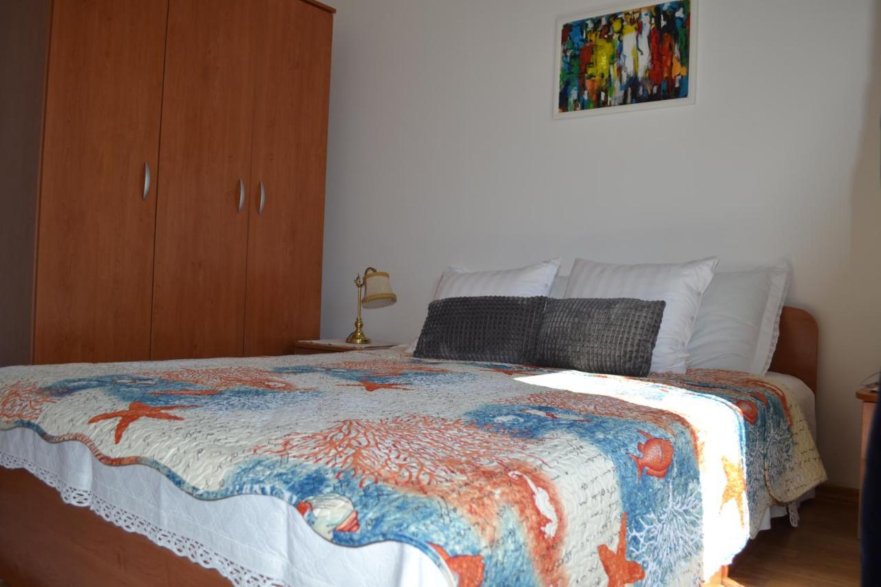 Apartments Lucija Srima Exterior foto